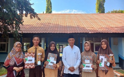 SISWA Sekolah Menengah Atas PGRI 1 RAIH JUARA DI MTQ TINGKAT Kabupaten Banjarmasin